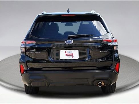 Used 2025 Subaru Forester Touring AWD/4WD image 13