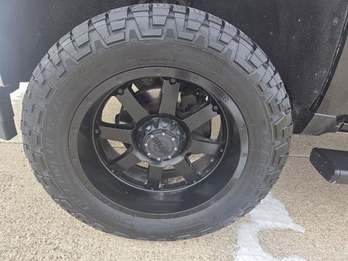 Used 2017 Chevrolet Silverado 1500 LT w/ All Star Edition image 41