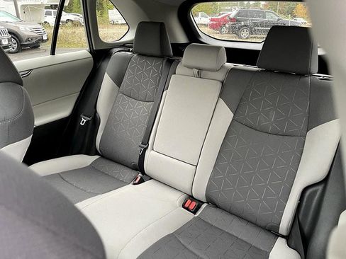 Used 2022 Toyota RAV4 XLE w/ Convenience Package AWD/4WD image 40