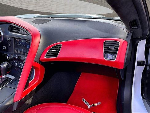 Used 2016 Chevrolet Corvette Stingray Convertible w/ 3LT Preferred Equipment Group RWD image 13