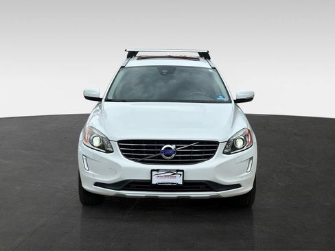Used 2017 Volvo XC60 T6 Inscription w/ Preferred Option Package AWD/4WD image 2