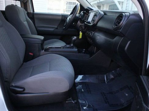 Used 2023 Toyota Tacoma SR w/ SR Convenience Package image 32