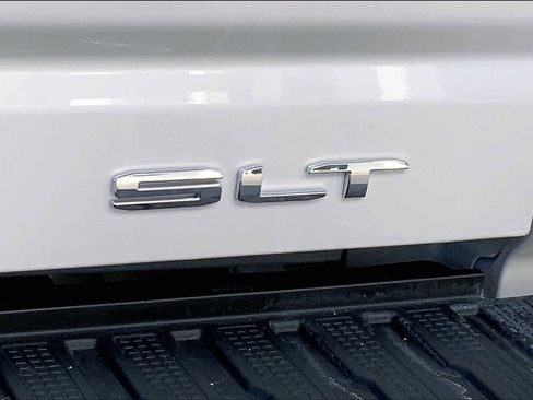 New 2025 GMC Sierra 2500 SLT w/ SLT Premium Package image 15