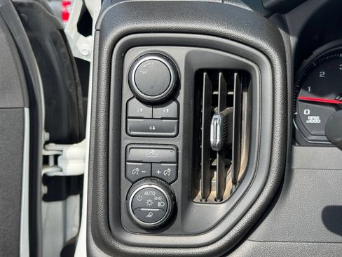 Used 2023 Chevrolet Silverado 2500 Custom w/ Custom Value Package AWD/4WD image 9
