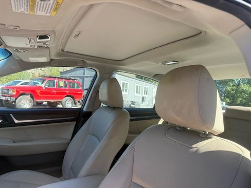 Used 2018 Subaru Legacy 2.5i Limited AWD/4WD image 10