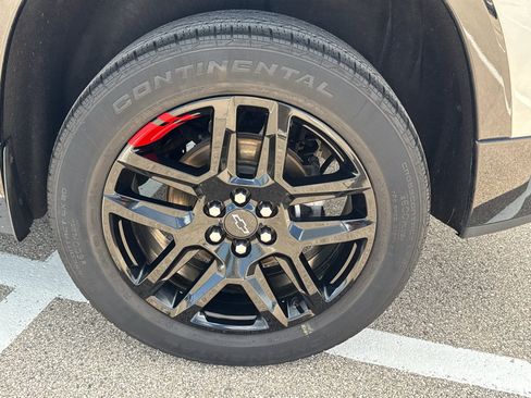 Used 2023 Chevrolet Traverse Premier w/ Redline Edition AWD/4WD image 14