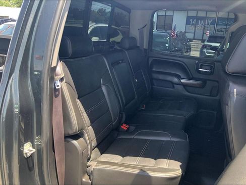 Used 2017 GMC Sierra 3500 Denali w/ Duramax Plus Package AWD/4WD image 22