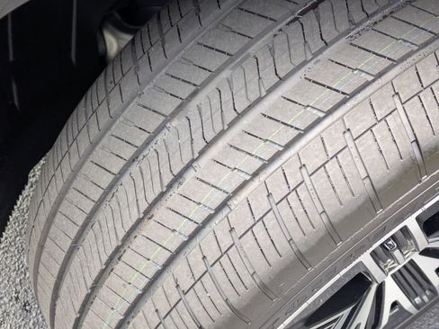 New 2026 Mercedes-Benz EQE 320 4MATIC SUV image 12