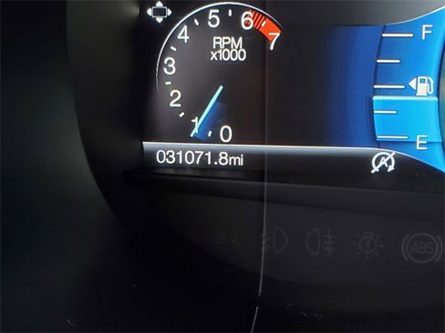 Certified 2024 Ford Edge SEL w/ Convenience Package image 18