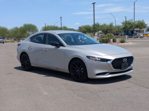 Used 2024 MAZDA MAZDA3 s FWD image 7