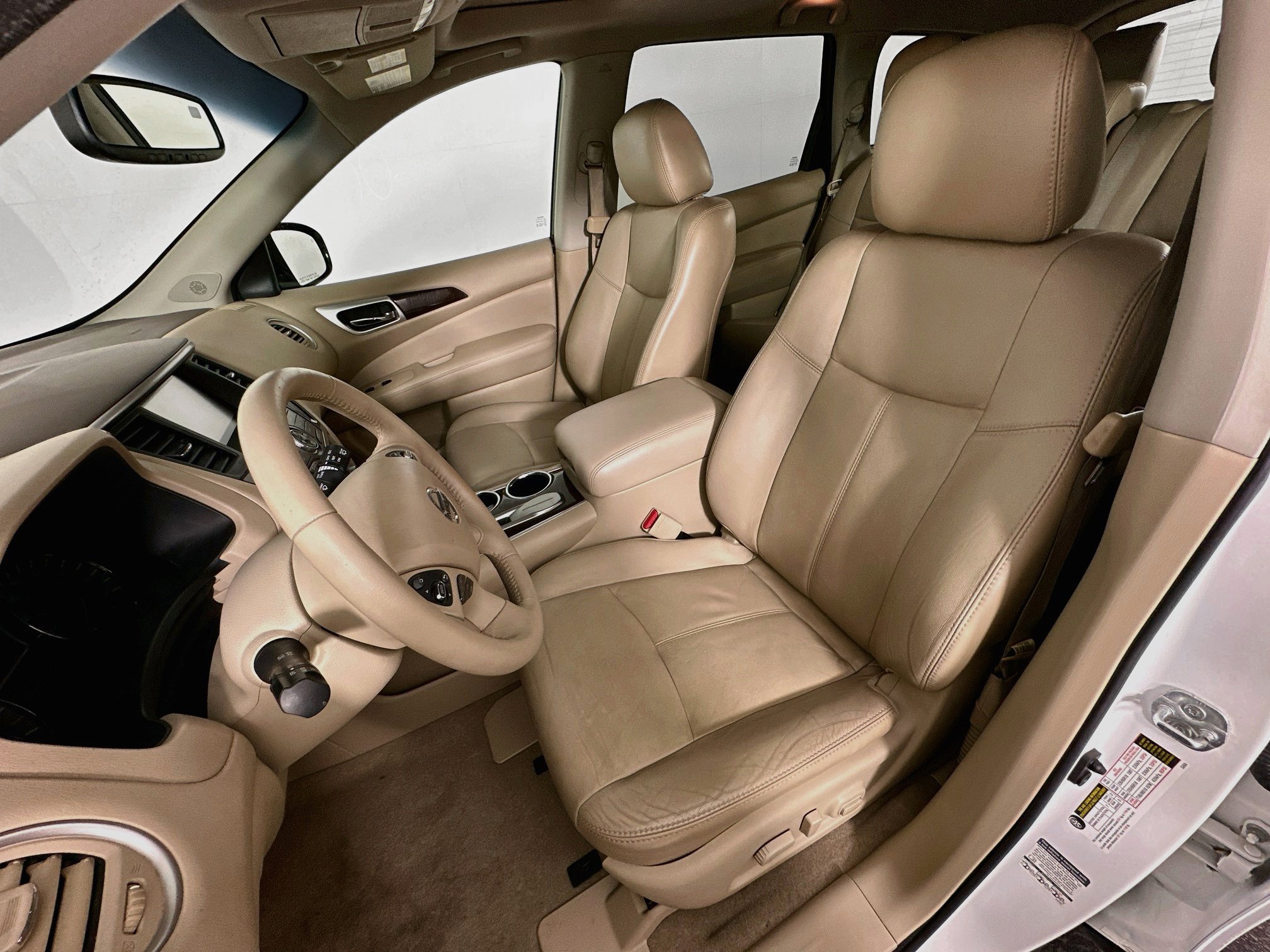 Used 2014 Nissan Pathfinder SL w/ SL Premium Package FWD image 13