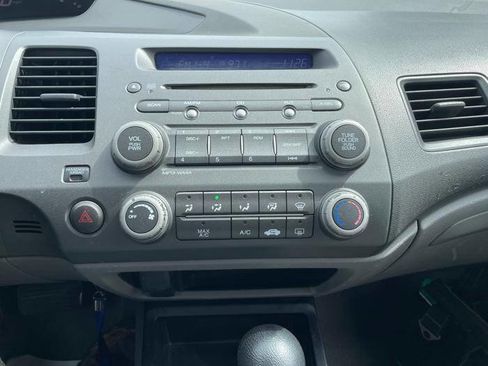 Used 2010 Honda Civic LX image 35
