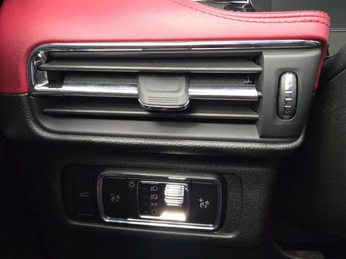 Used 2024 Lincoln Corsair Reserve w/ Equipment Group 201A image 23