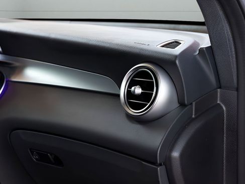 Used 2022 Mercedes-Benz GLC 300 4MATIC image 83