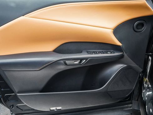 Used 2024 Lexus RX 350h w/ Convenience Package image 22