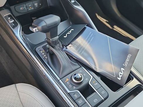New 2026 Kia Sorento S AWD/4WD image 25