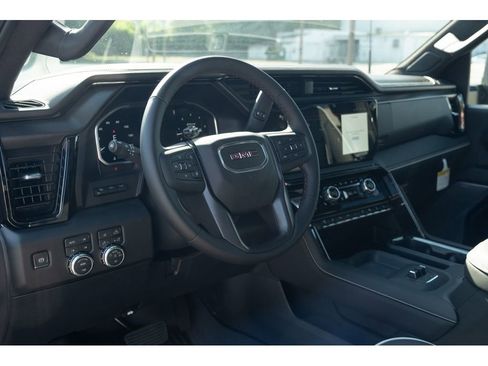 New 2026 GMC Sierra 2500 AT4X w/ LPO, Black Badging Package AWD/4WD image 12