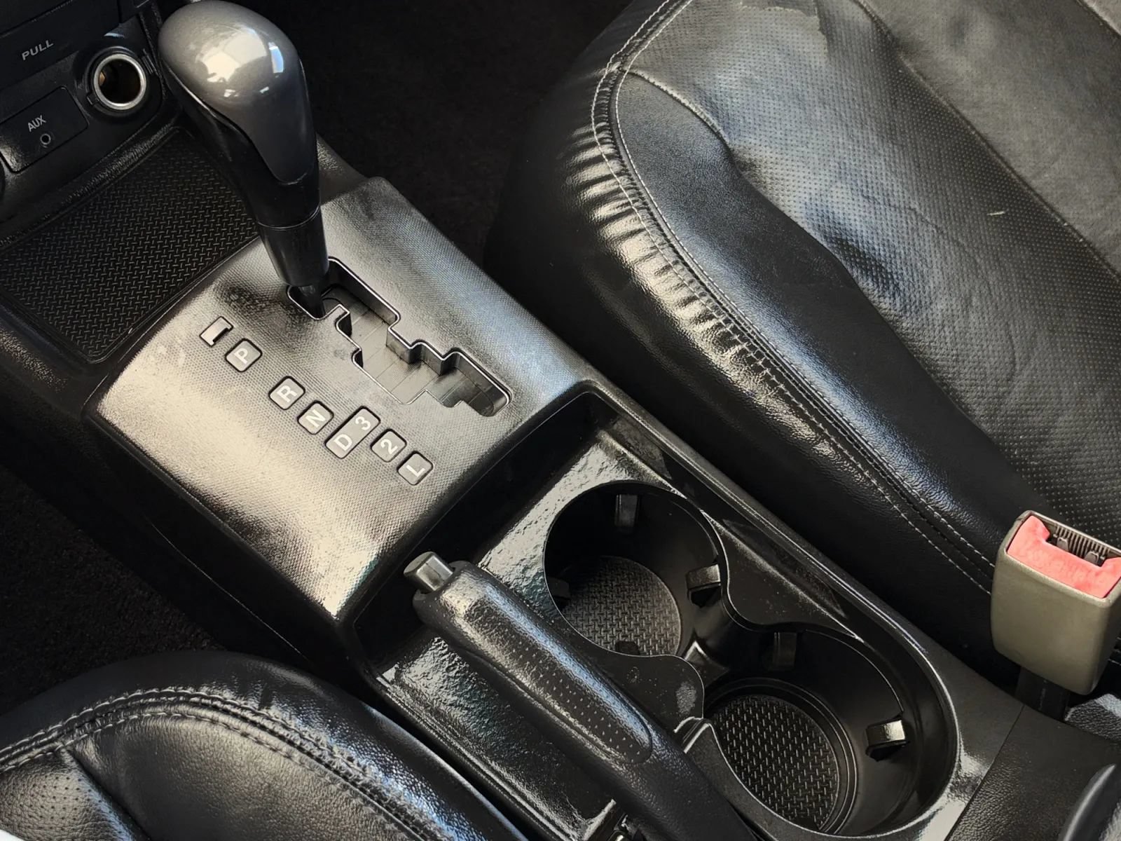 Used 2008 Hyundai Elantra GLS FWD image 36