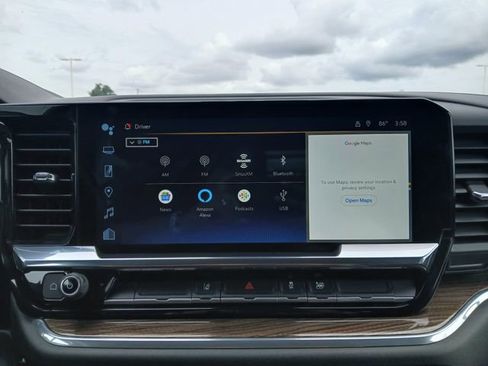 Used 2024 Chevrolet Silverado 3500 LT w/ Convenience Package image 21