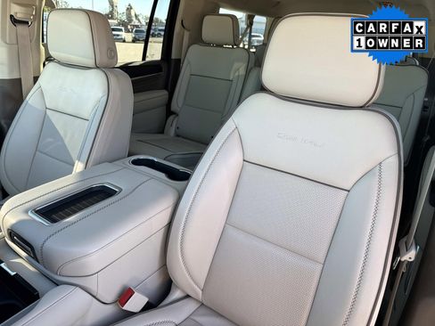 Used 2021 GMC Yukon XL Denali image 26