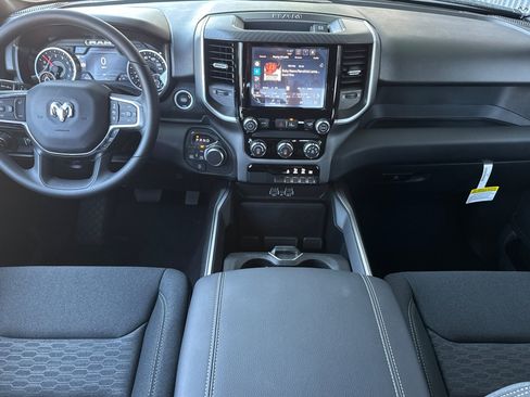 New 2026 RAM 1500 Express AWD/4WD image 12