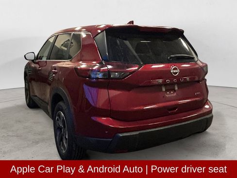Used 2025 Nissan Rogue SV AWD/4WD image 3