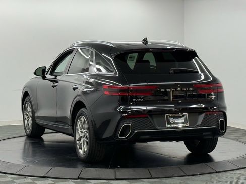 Used 2025 Genesis GV70 2.5T w/ Select Package image 10
