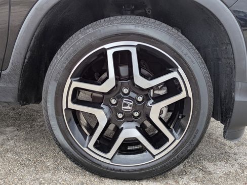 Used 2023 Honda Passport Elite image 12