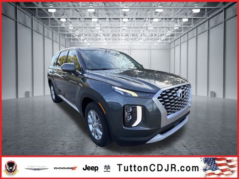 Used 2022 Hyundai Palisade SE image 1