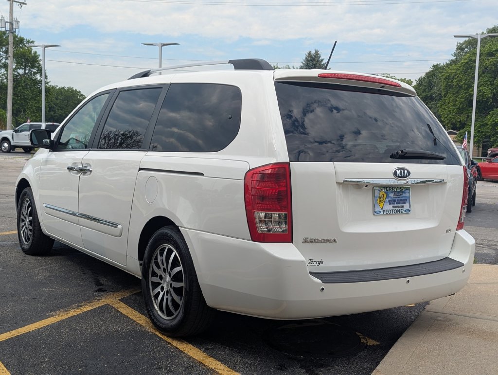 Used 2011 Kia Sedona EX w/ Luxury Pkg FWD image 5