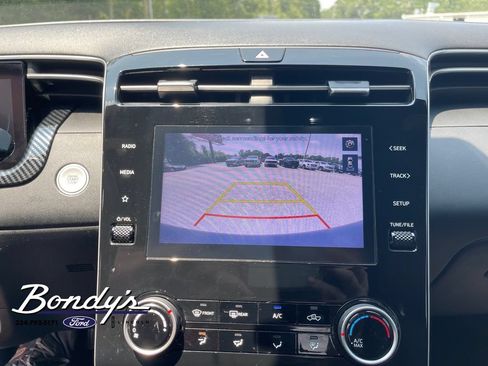 Used 2022 Hyundai Santa Cruz SEL w/ Activity Package FWD image 6