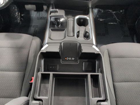 Certified 2022 Chevrolet Silverado 1500 RST w/ Convenience Package II AWD/4WD image 17
