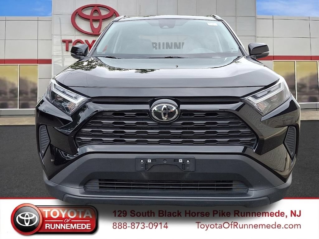 Certified 2025 Toyota RAV4 XLE AWD/4WD image 2