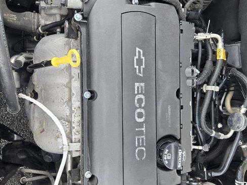 Used 2016 Chevrolet Cruze LS FWD image 28