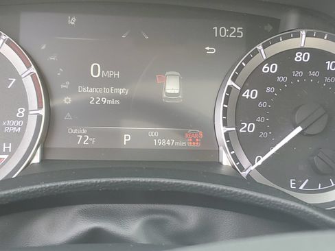 Certified 2024 Toyota Highlander XLE AWD/4WD image 27