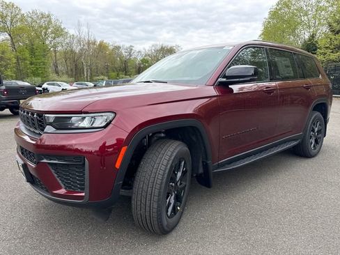 New 2026 Jeep Grand Cherokee L 4WD image 3