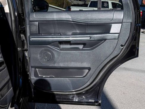 Used 2024 Ford Expedition XLT AWD/4WD image 10