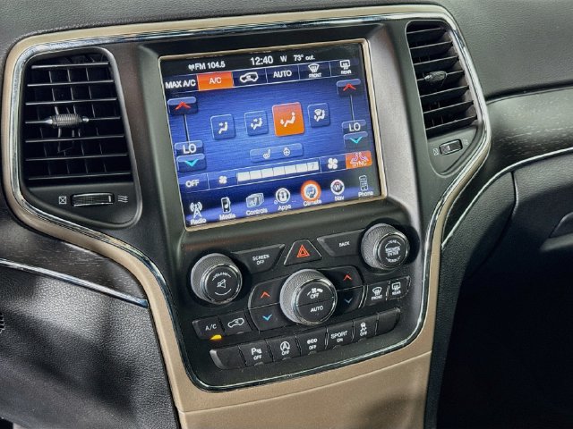 Used 2017 Jeep Grand Cherokee Limited AWD/4WD image 18