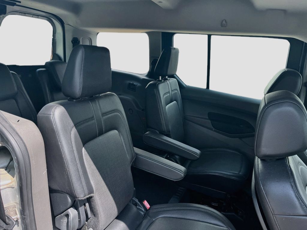 Used 2022 Ford Transit Connect XL FWD image 26