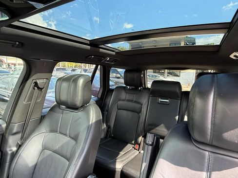 Used 2019 Land Rover Range Rover Supercharged AWD/4WD image 25