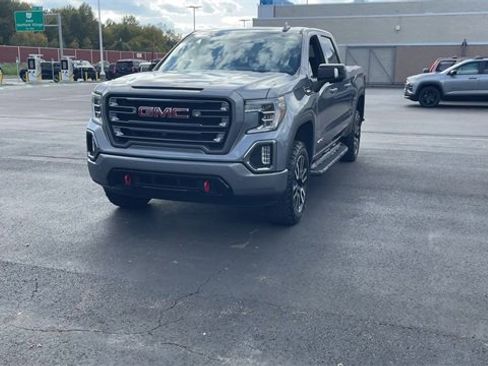 Certified 2020 GMC Sierra 1500 AT4 w/ AT4 Premium Package image 3