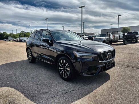 Used 2025 Volvo XC60 B5 Plus w/ Climate Package AWD/4WD image 11