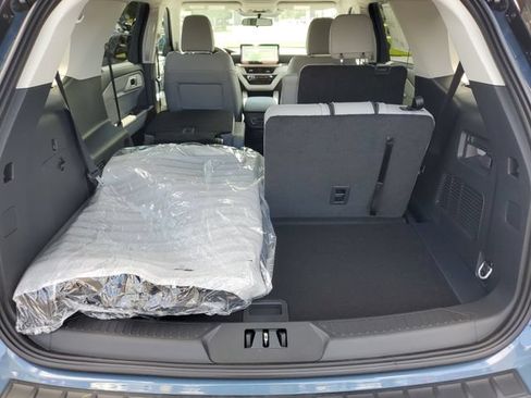 New 2026 Ford Explorer Active w/ Active Comfort Package AWD/4WD image 34