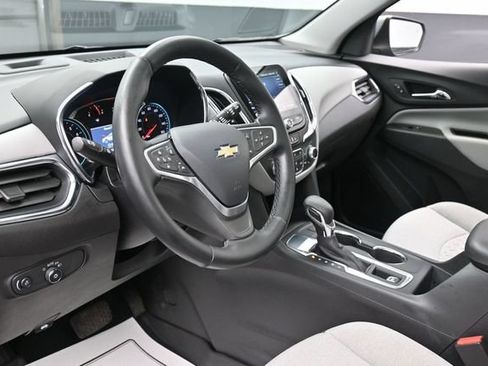 Used 2023 Chevrolet Equinox LT FWD image 14