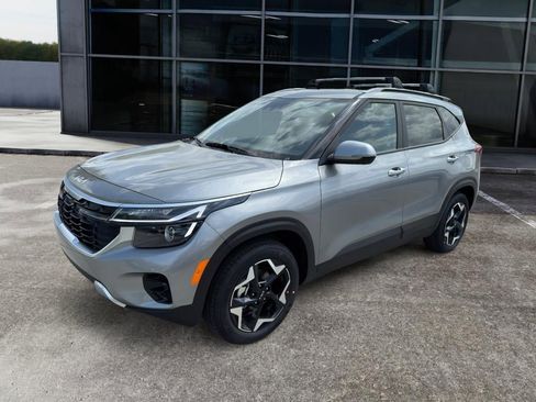 New 2026 Kia Seltos S image 3