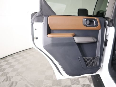Used 2022 Ford Bronco Outer Banks image 27