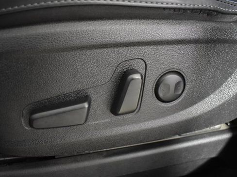 Used 2020 Kia Telluride S w/ S 8 Passenger Seating Package image 12