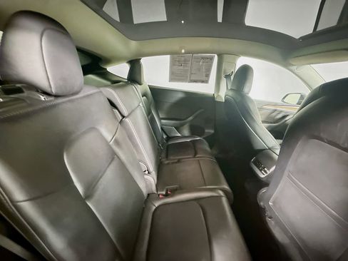 Used 2023 Tesla Model Y Long Range image 26