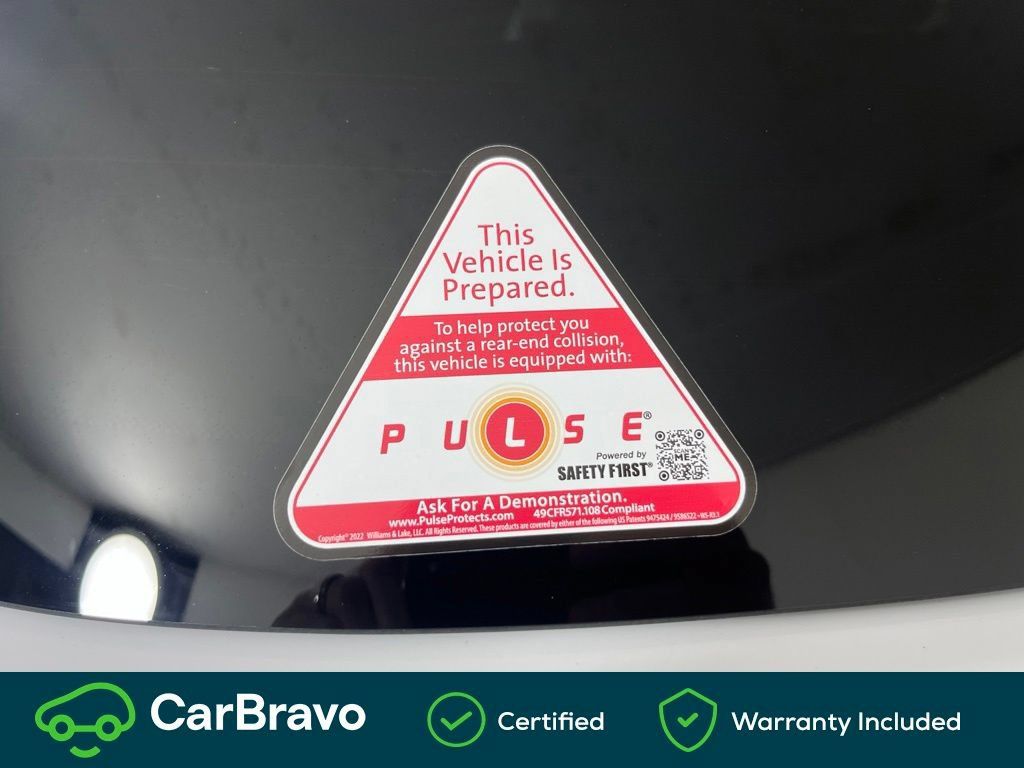 Used 2025 Chevrolet Equinox LT w/ Convenience Package II AWD/4WD image 9