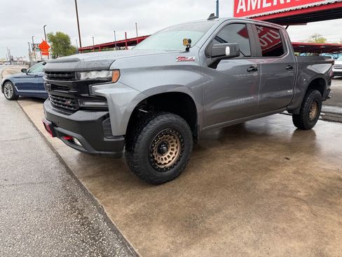 Used 2021 Chevrolet Silverado 1500 LT Trail Boss w/ Convenience Package II image 1
